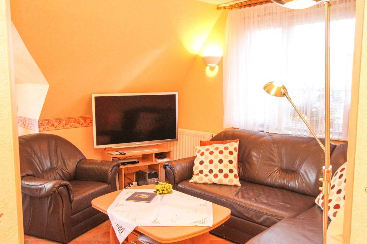 Likedeeler 1 Apartamento Zingst Exterior foto